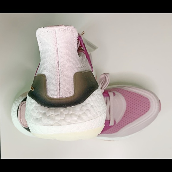 ❌SOLD🎁Adidas Ultraboost ‘ Iced Purple’ 21 Womens 6.5 NEW. - Picture 8 of 11